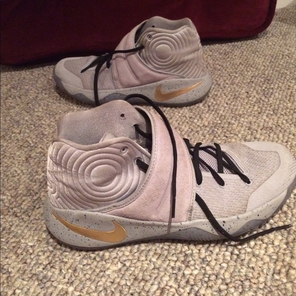 Kyrie 2 - Picture 1 of 1