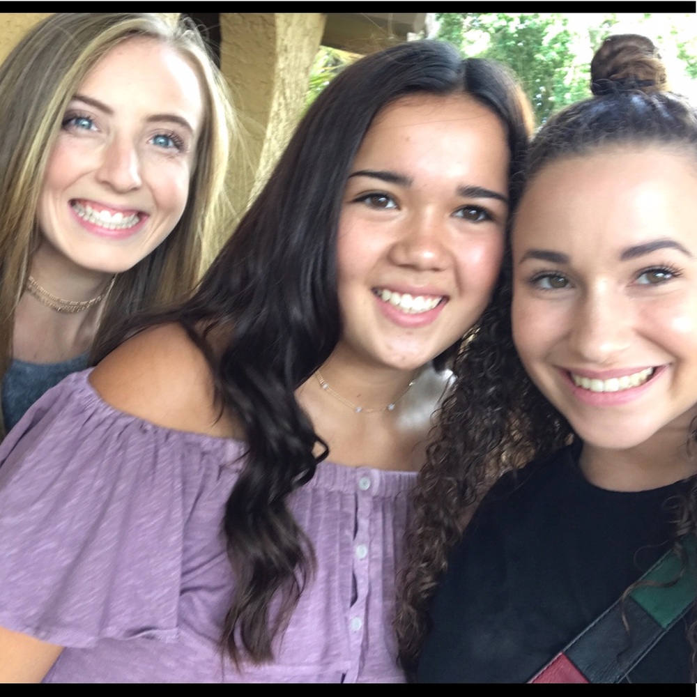 Meet your Posher, Hayley