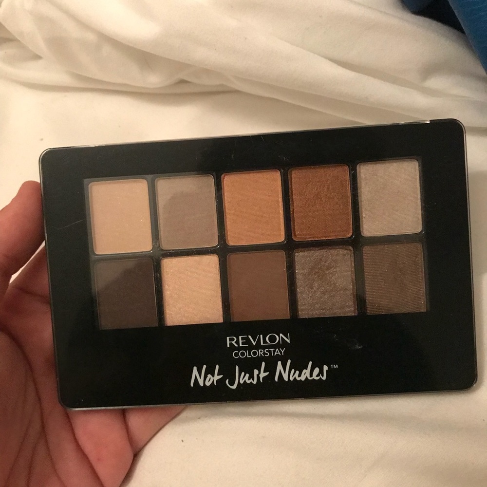 Revlon Not Just Nudes Eyeshadow Palette