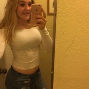 Meet your Posher, Ivory