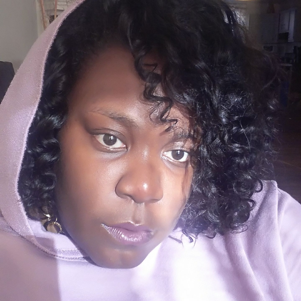 Meet your Posher, Mya