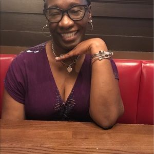 Meet your Posher, Patricia