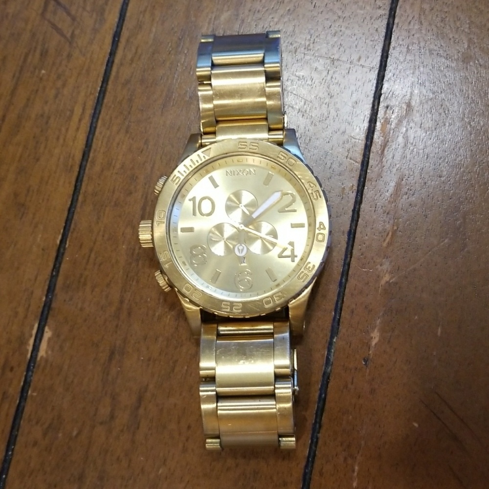 Nixon 51 30 watch