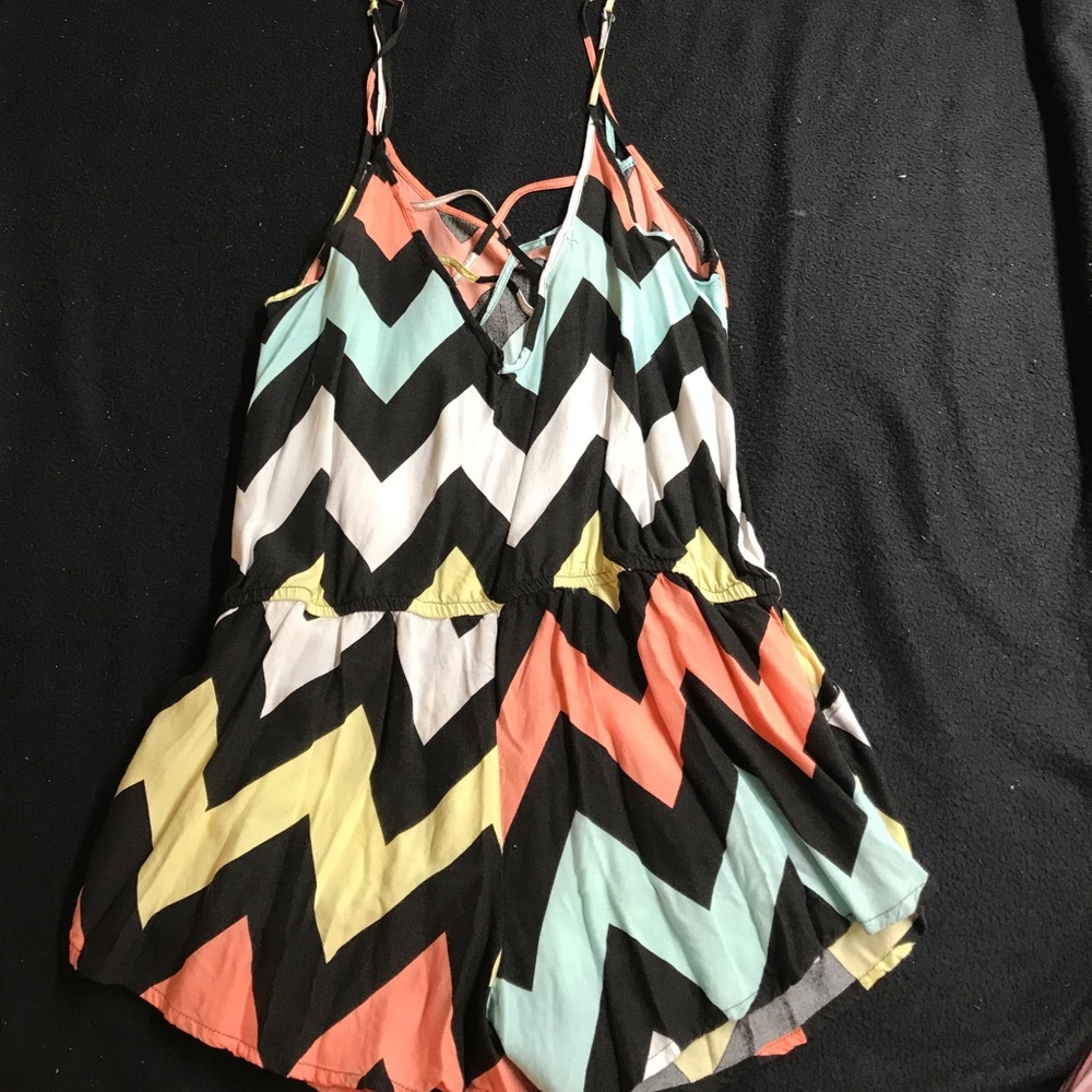 Romper - Picture 2 of 2