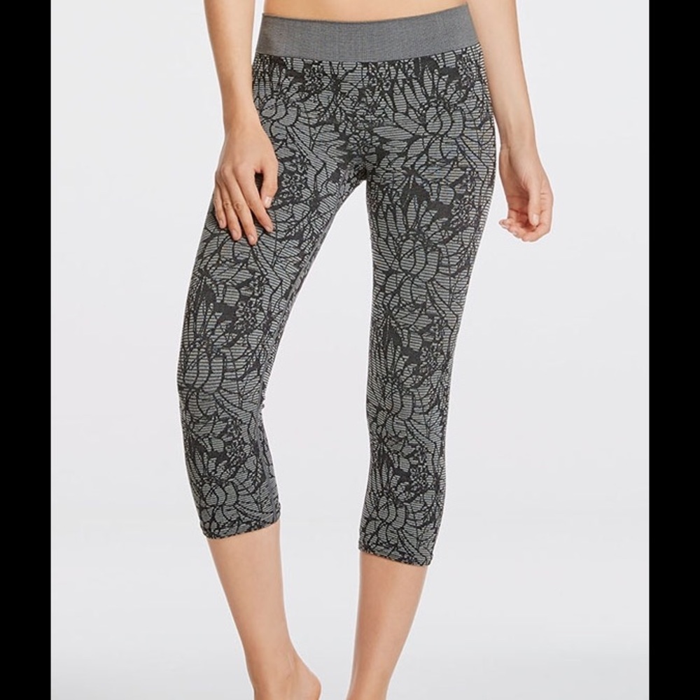 Fabletics Sebastian Seamless Capri