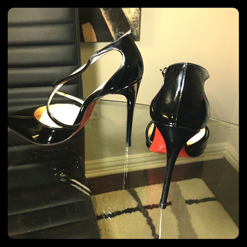 Christian Louboutin Blake Criss Cross Like NEW