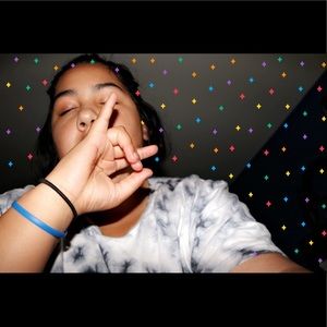 Meet your Posher, Maya