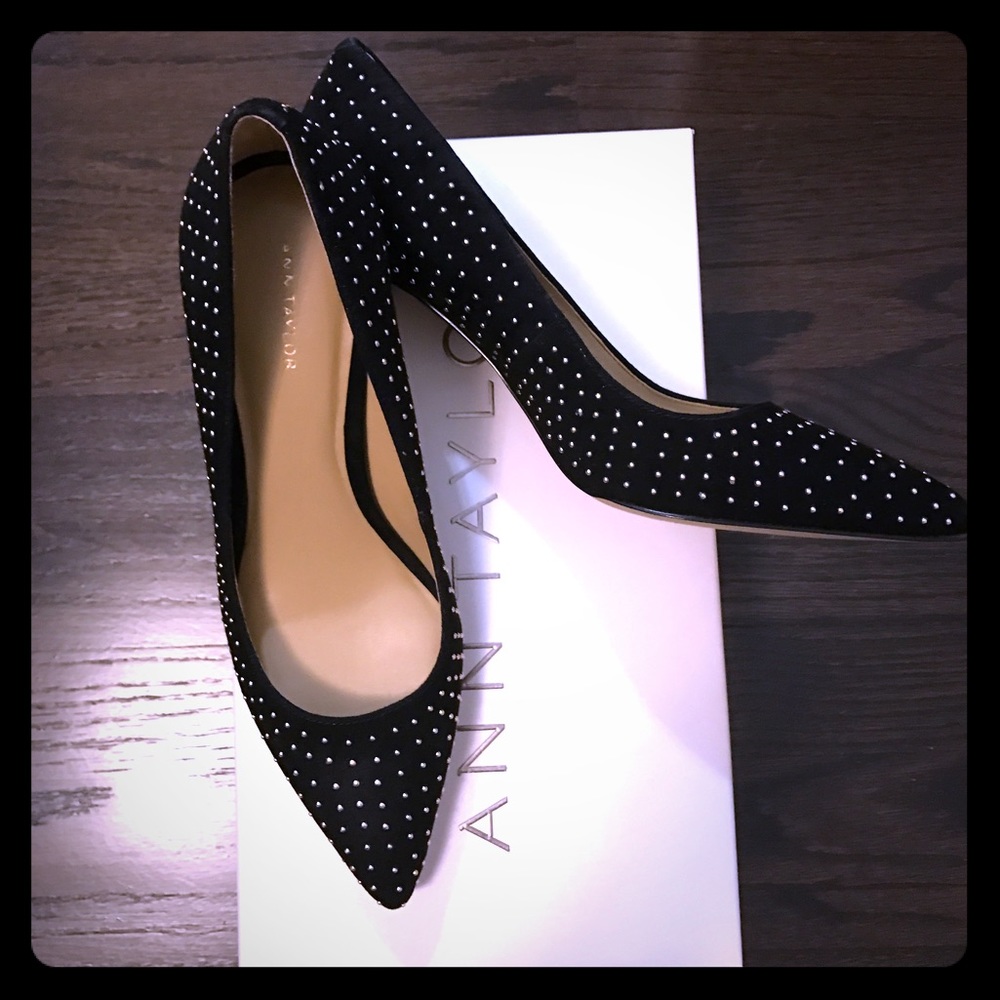 New- Ann Taylor studded kitten heel suede shoes