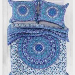 Tribal duvet