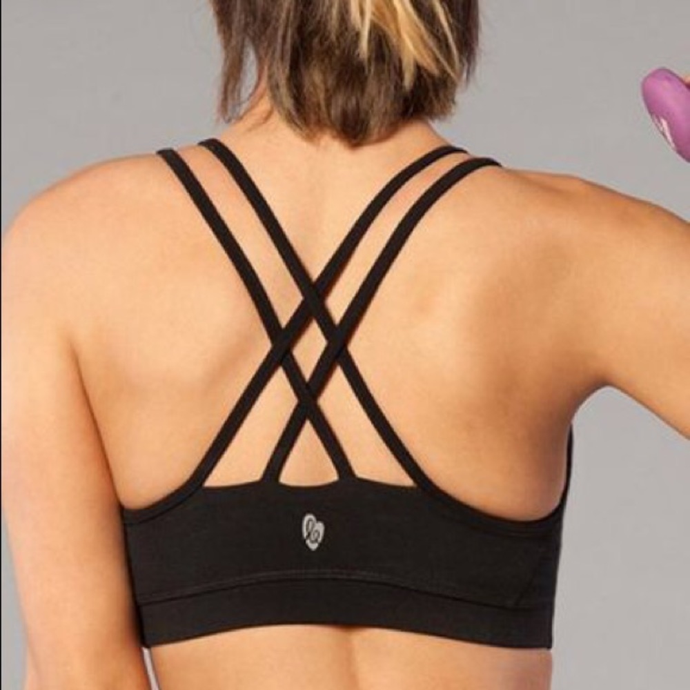 Ellie total Betty sports bra criss cross size M