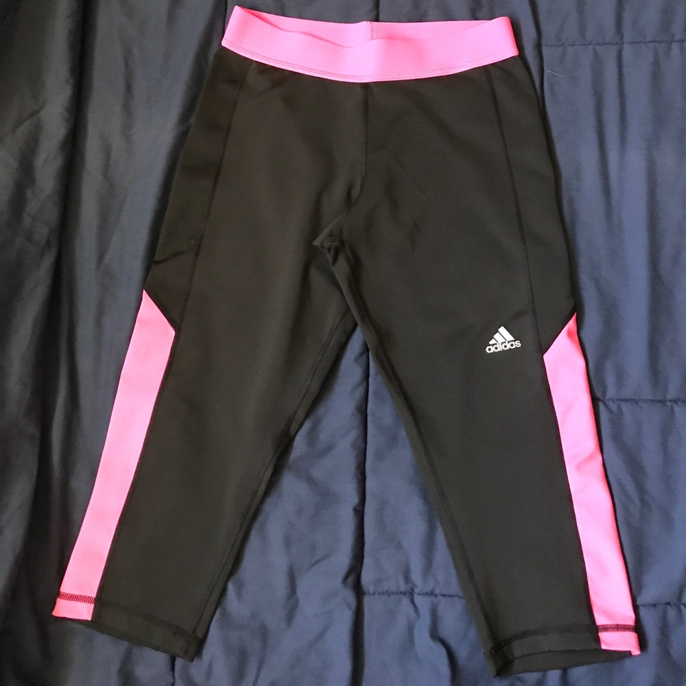 Adidas Techfit compression workout crop pants