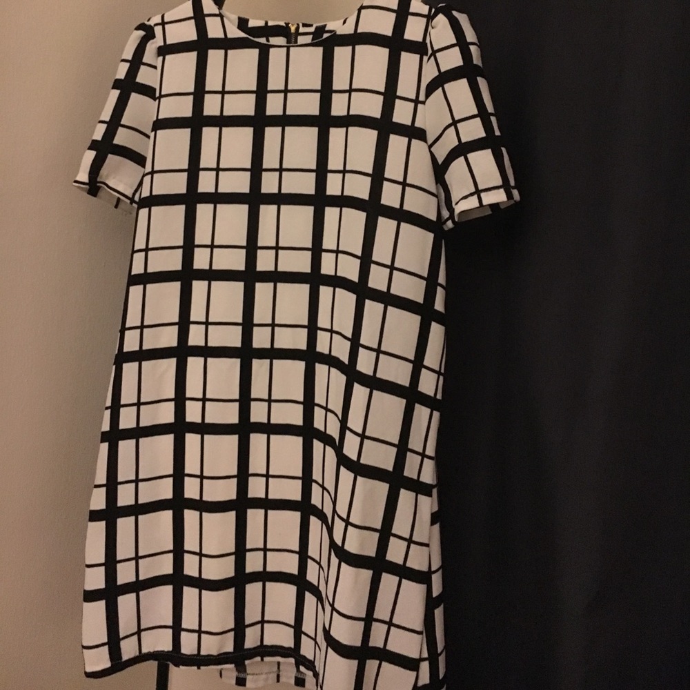 Black and white dress