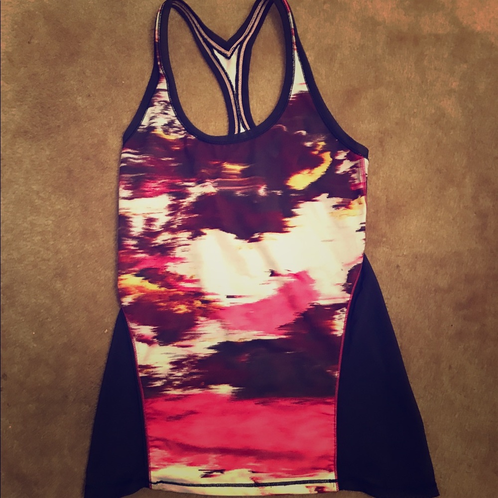 Lululemon sheet back tank. Excellent condition.