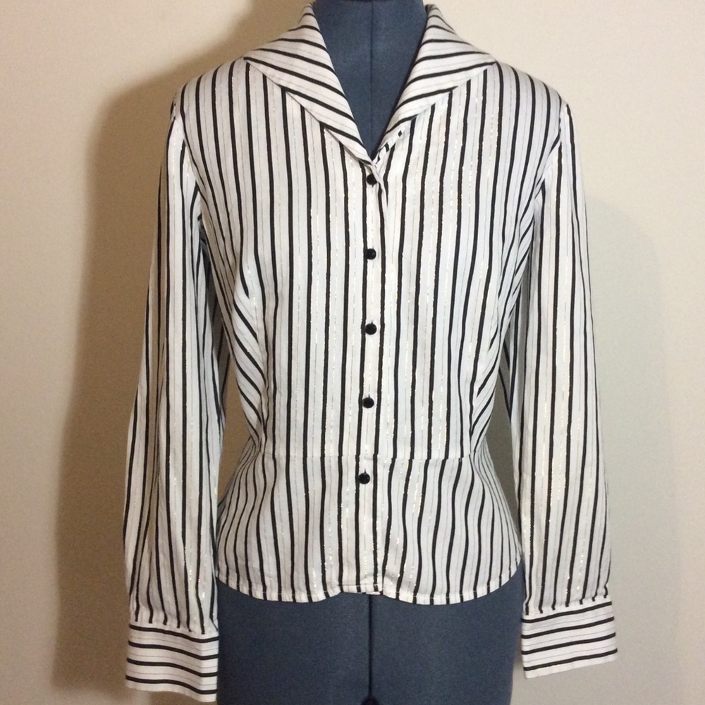 Jones New York Button Up Top