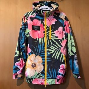 NWOT Crowns Guam Tropics Windbreaker - Small