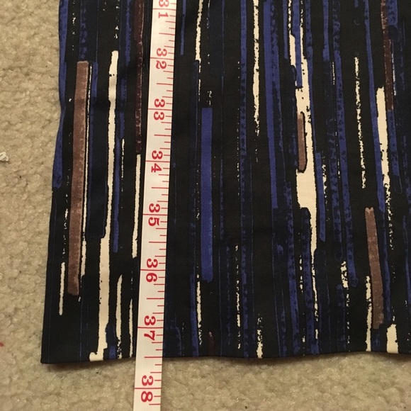 Square neck dress - Picture 6 of 6