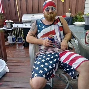 Meet your Posher, Nicholas