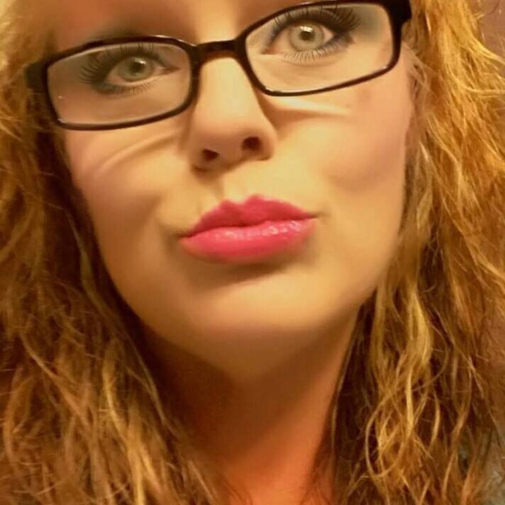 Meet your Posher, Tracy