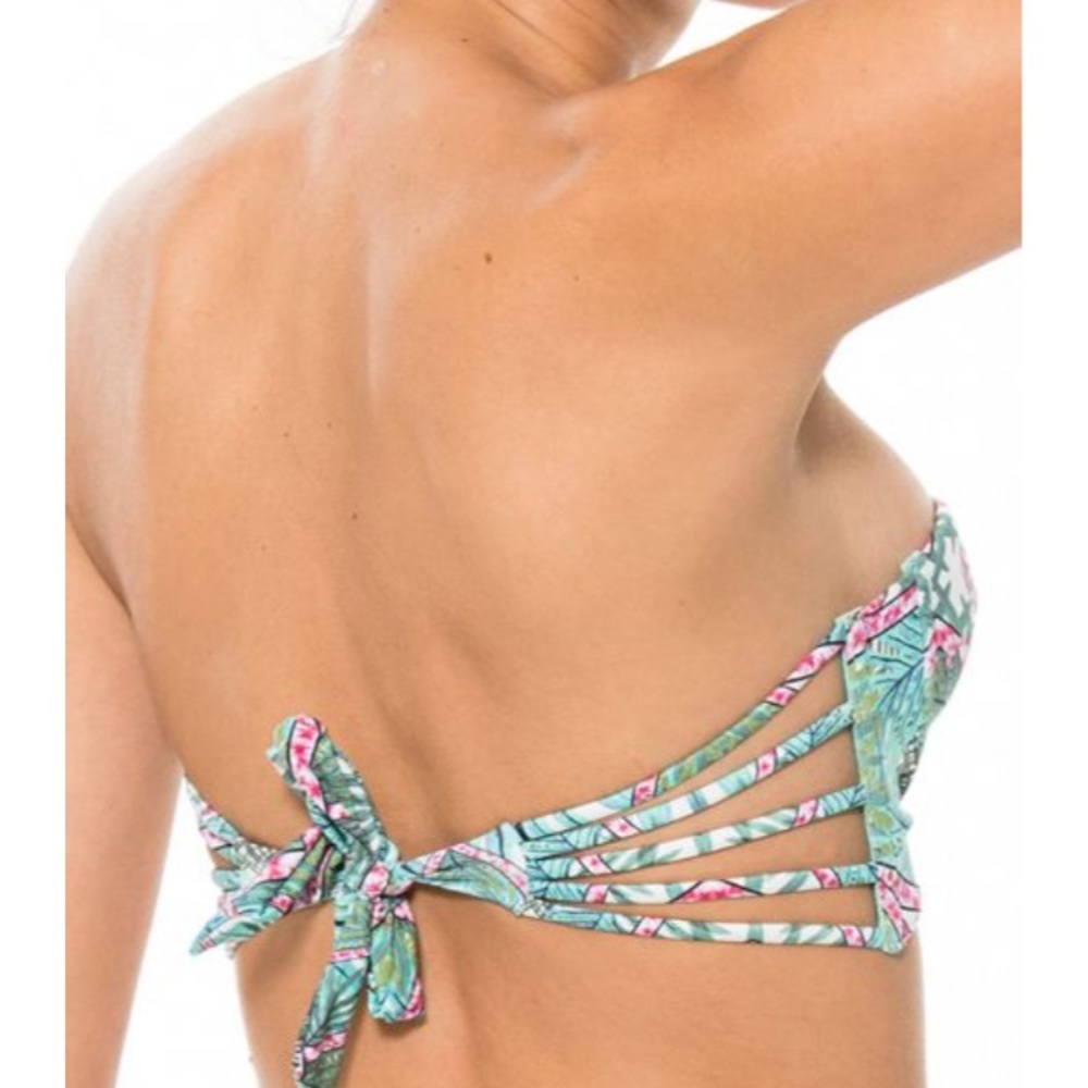 Malai Swimsuit - Picture 2 of 4