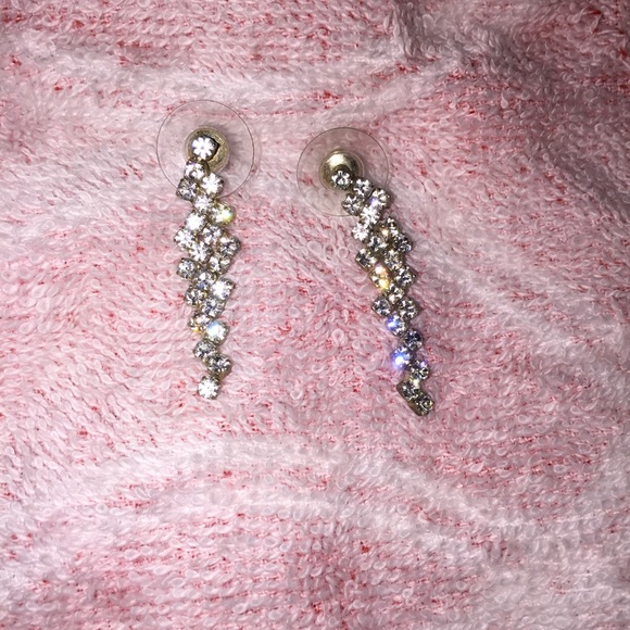 Pageant or Prom Earrings - Picture 1 of 2