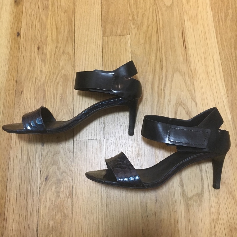 Tibi Baxter mid heel sandal size 37 in black/blue