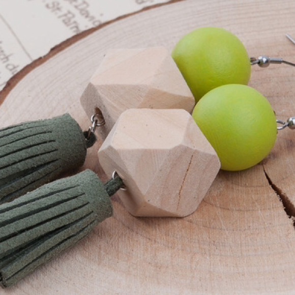 Drop earrings with beads & velvet tassel Yellow - Picture 6 of 7