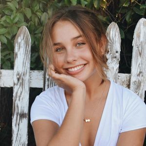 Meet your Posher, Anais