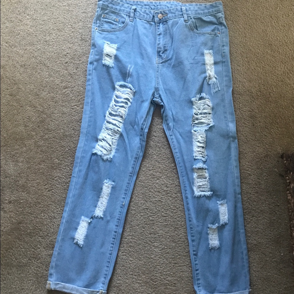 Distressed Denim Jeans NEW w/o tags !!