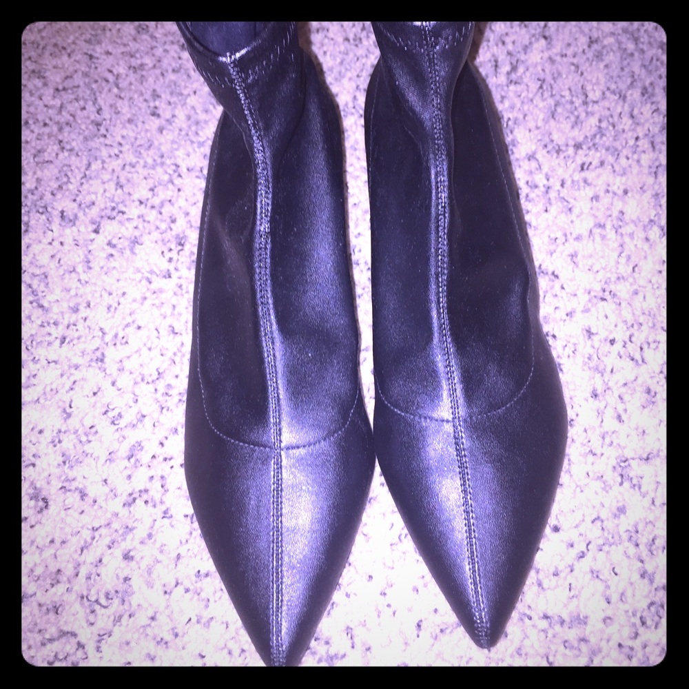 New ZARA kitten heel booties