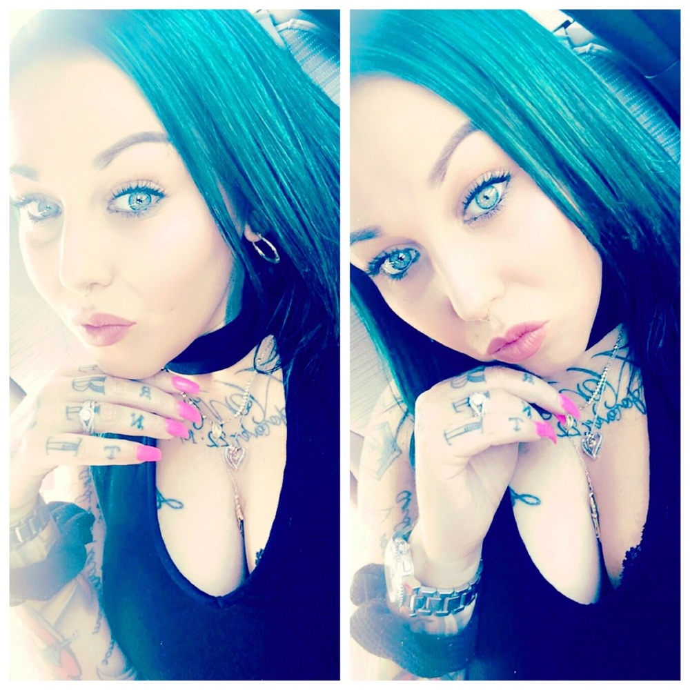 Meet your Posher, Angela