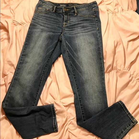 Girl blue jeans - Picture 1 of 2