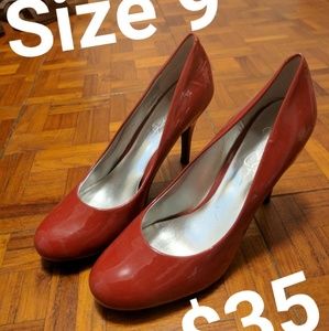 Jessica Simpson red heels
