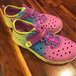 Stride rite Phibian made to play shoes