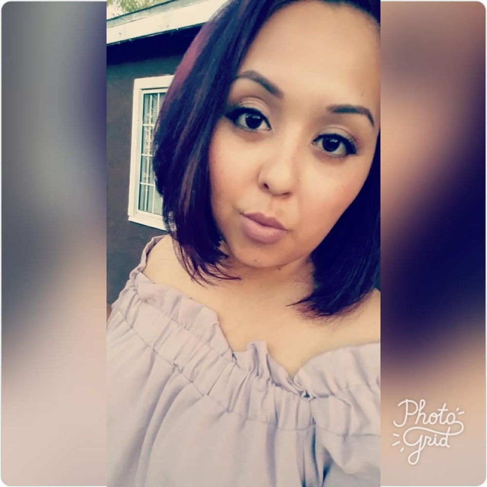 Meet your Posher, Roxana