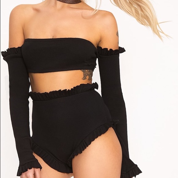 Black Ribbed Bardot Off the Shoulder Cropped Top - Picture 3 of 6