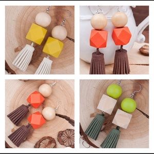 Trendy drop earring with green suede velvet tassel