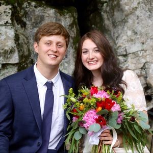 Meet your Posher, Elizabeth