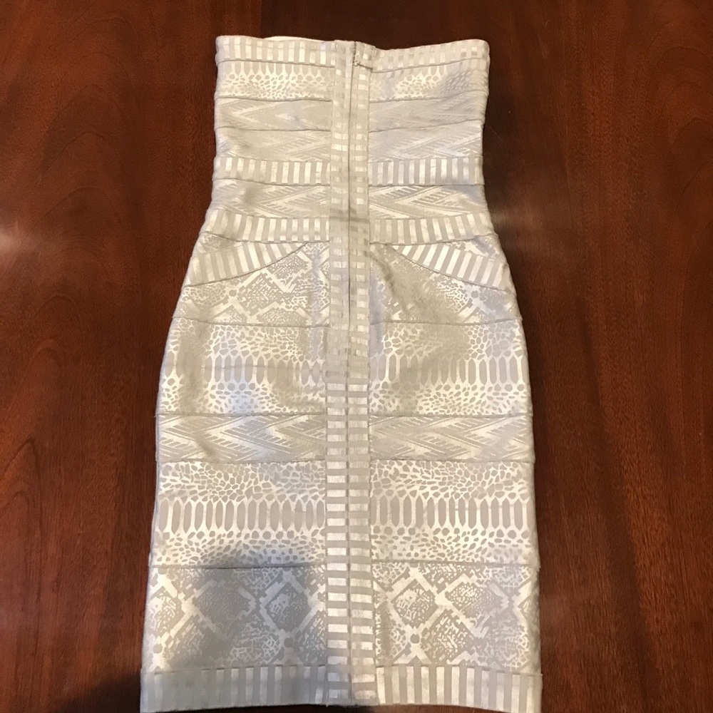 Herve Leger Metallic strapless bandage bodycon - Picture 4 of 7