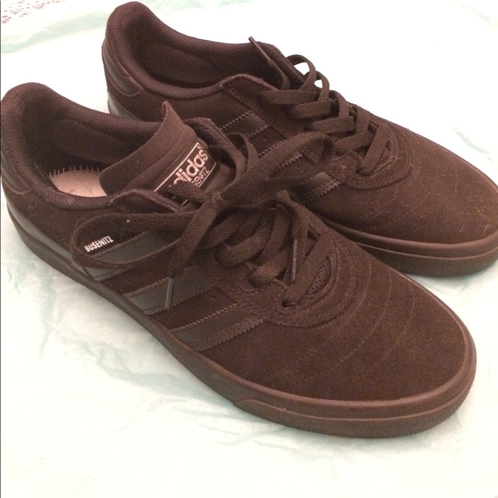 Black Adidas Busenitz