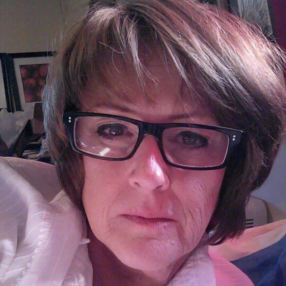 Meet your Posher, Pamela