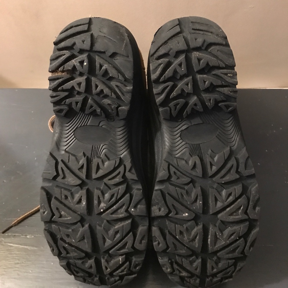 Weatherproof boots - Picture 2 of 4