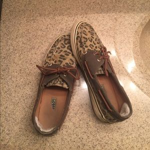 Leopard print sperry