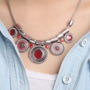 Chocker statement necklace with colorful beads