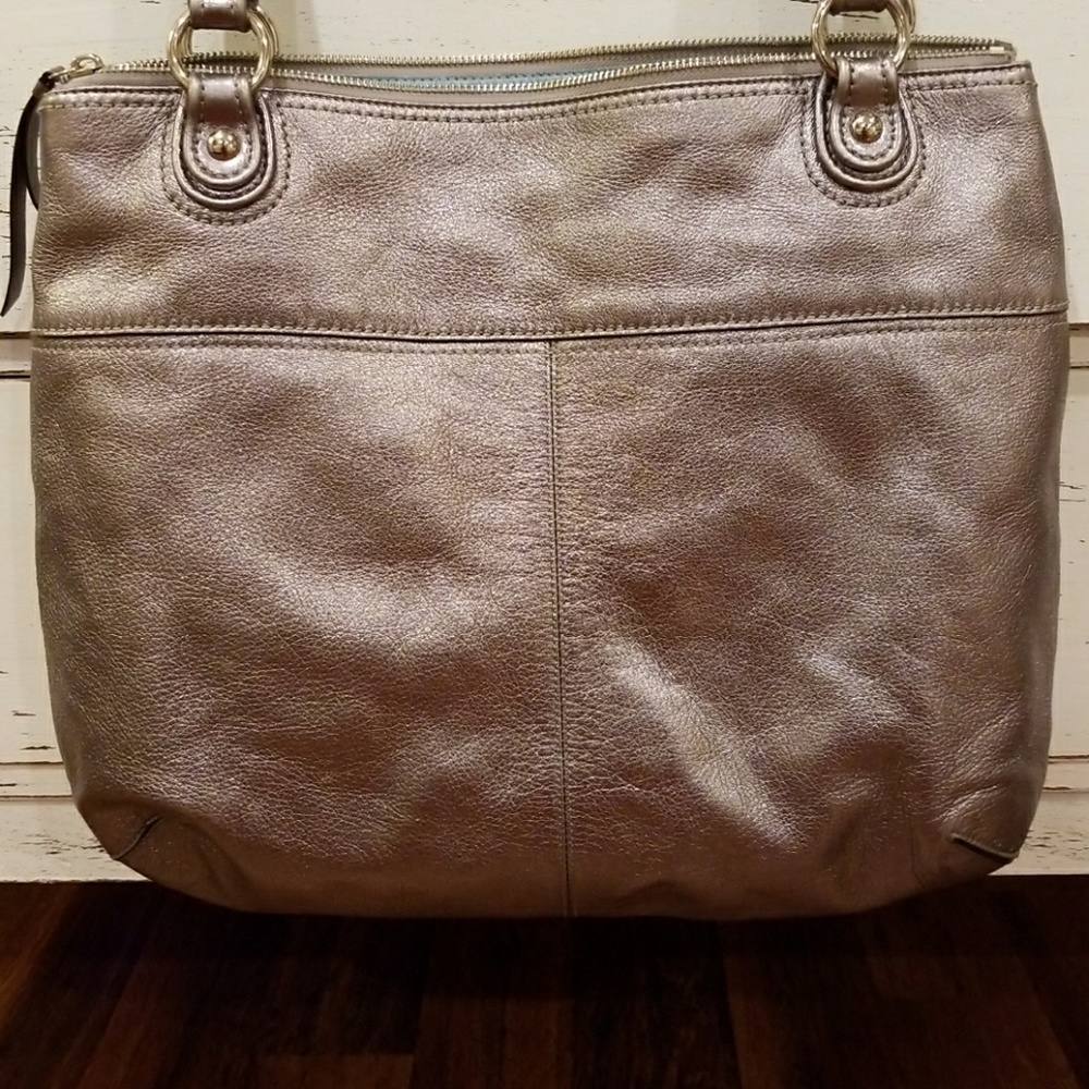 Coach purse - Picture 2 of 6