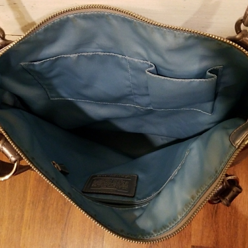 Coach purse - Picture 3 of 6
