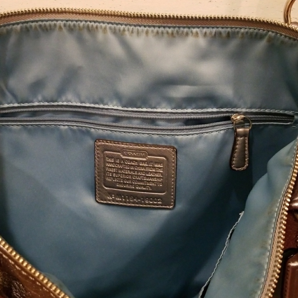 Coach purse - Picture 4 of 6