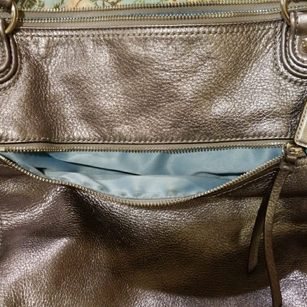 Coach purse - Picture 5 of 6