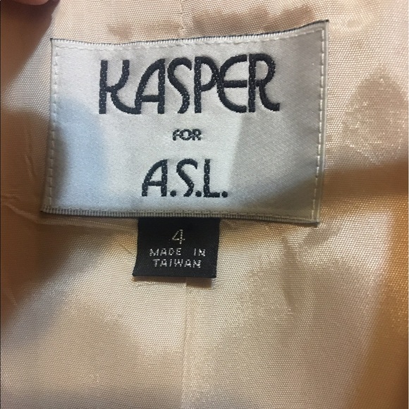 Beautiful Tan and Black Blazer - Picture 2 of 4