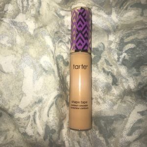 Shape Tape contour concealer