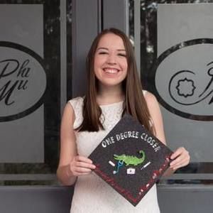 Meet your Posher, Danielle